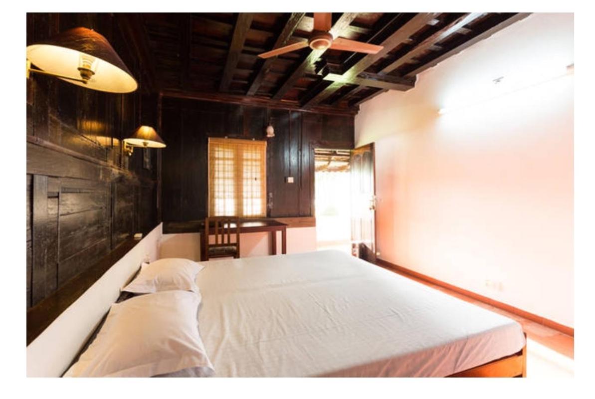 The Pamba Heritage Villa Champakulam Exterior foto